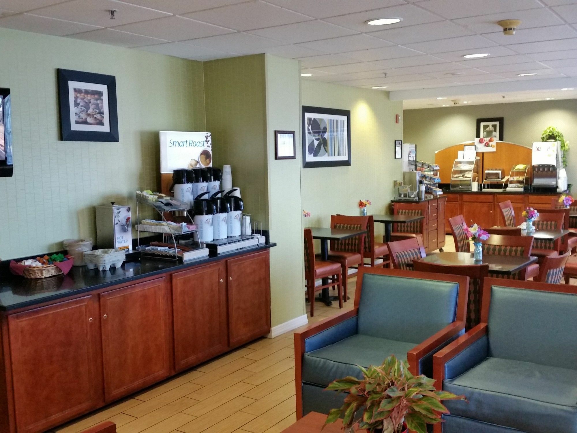 Holiday Inn Express & Suites Allentown-Dorney Park Area By Ihg Dış mekan fotoğraf